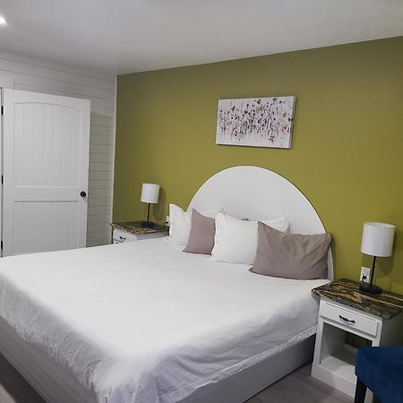 Blue Sky Inn- Complimentary Happy Hour Th-Sun, Veteran Owned, Full Breakfast, Best Green Space, 1 Mile From Blue Ridge, Fire Pit Luaran gambar