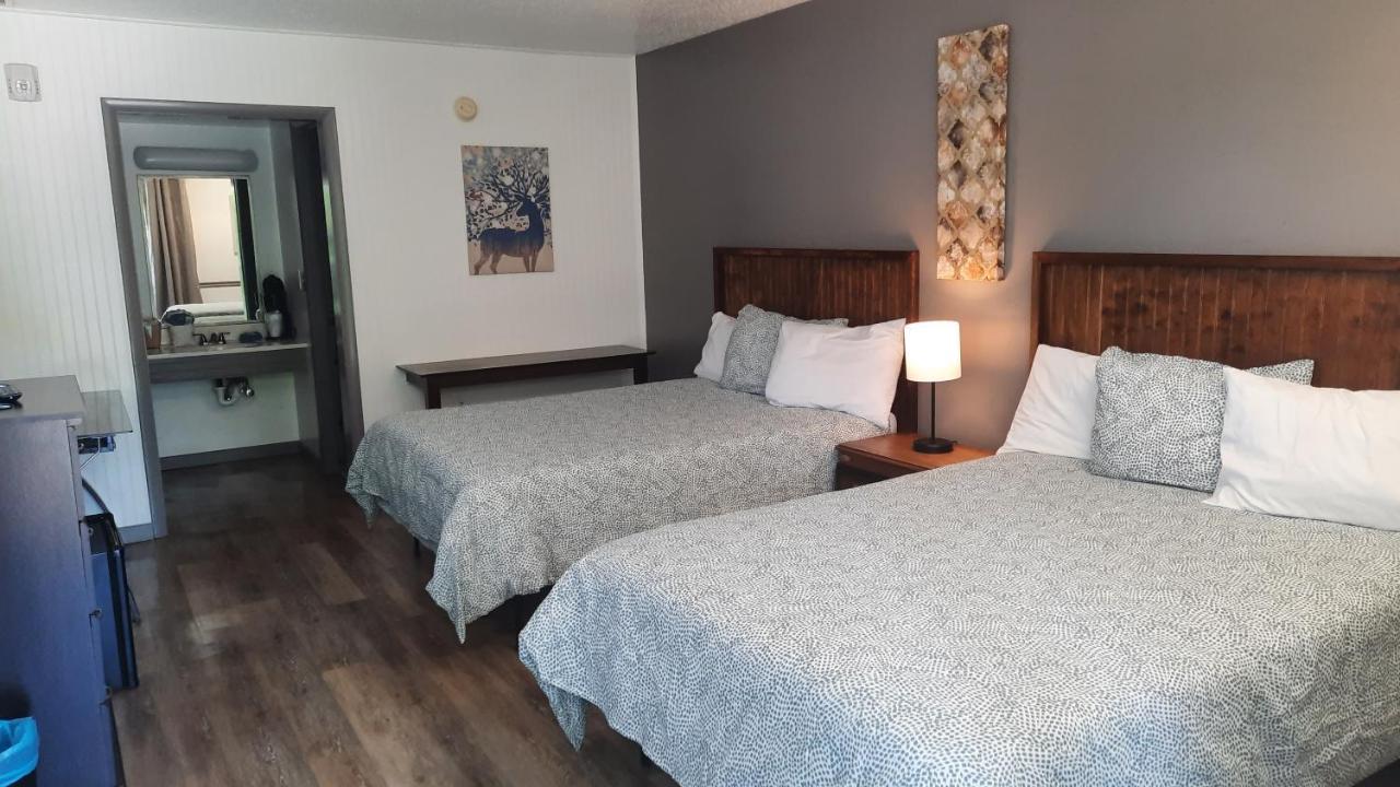 Blue Sky Inn- Complimentary Happy Hour Th-Sun, Veteran Owned, Full Breakfast, Best Green Space, 1 Mile From Blue Ridge, Fire Pit Luaran gambar