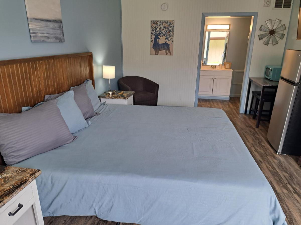 Blue Sky Inn- Complimentary Happy Hour Th-Sun, Veteran Owned, Full Breakfast, Best Green Space, 1 Mile From Blue Ridge, Fire Pit Luaran gambar